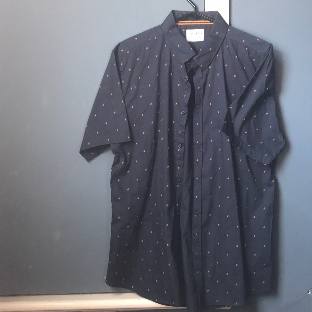 💥💥Men’s button up shirt💥💥